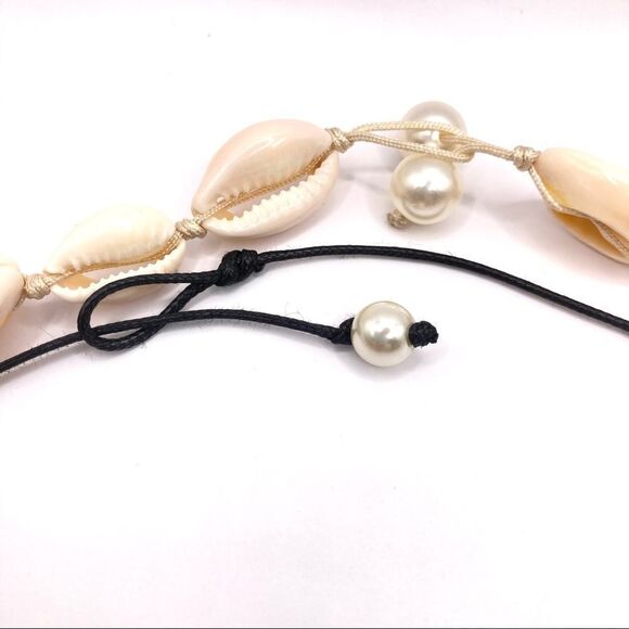 Set of 2 Natural cowrie shell black corded necklace set - Picture 3 of 4